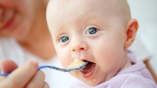 Bebeklerde Boğaz Kızarıklığı Belirtileri ve Tedavisi